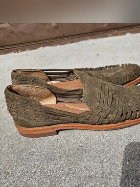 Tecovas Size 10.5 EE Mateo Huaraches Sandals Shoes Olive Suede Handmade